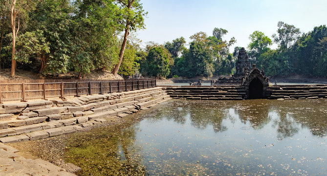 The central pond at Neak Pean with ancient Khmer architecture, Angkor Complex, Siem Reap, Cambodia. Famous Cambodian landmark, World Heritage.