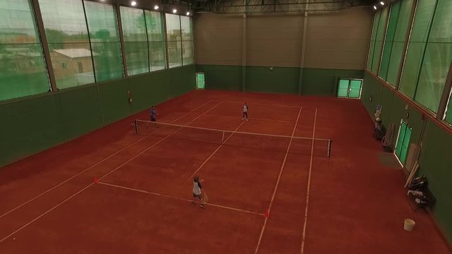 Treino indoor de T&ecirc;nis
