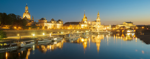 Fototapeta na wymiar Evening panorama of Dresden, Saxony, Germany