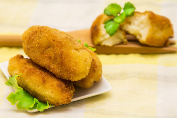 Croquettes lid