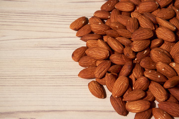 there are many almonds.