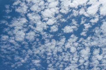 Fototapeta na wymiar beautiful cloudscape on blue sky background