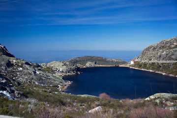 Fototapeta na wymiar lake in mountains Serra da Estrela in Portugal
