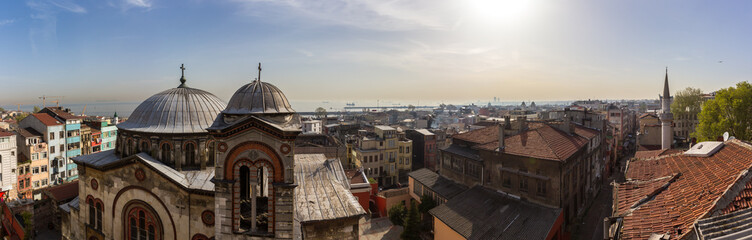 Fototapeta na wymiar The roofs of Istanbul and the view of the Yellow Sea