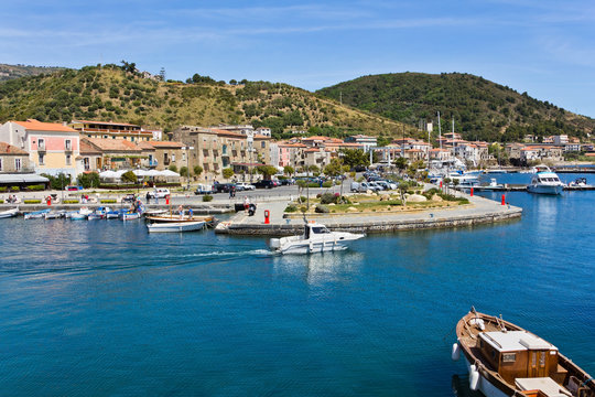 Porto di Acciaroli nel Parco Nazionale del Cilento.