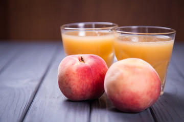 peach juice and fresh peach