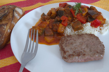 steak haché et riz