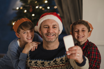 Obraz na płótnie Canvas Christmas Family Selfie