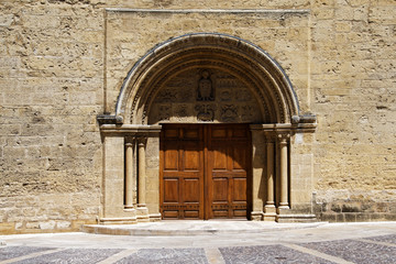 Porte d'église
