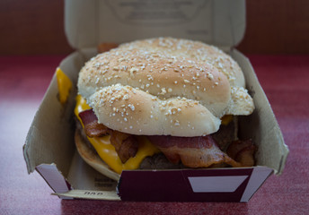 Bacon Cheeseburger BLT