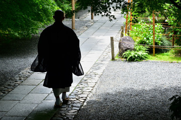 a Silhouette of Buddhist monk, Kyoto Japan
禅僧　京都 - obrazy, fototapety, plakaty