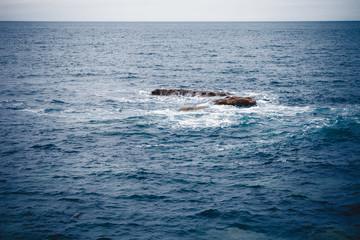 Obraz premium Atlantischer Ozean und Felsen in Biarritz