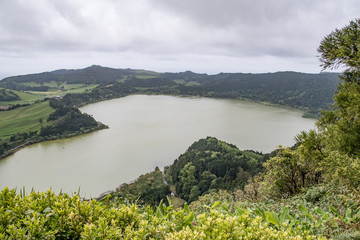 Fototapeta na wymiar Blick vom Pico Ferro auf den Lagoa Velha