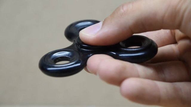 Fidget spinner in movimento