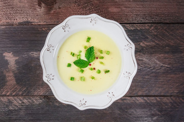 Overhead photo of French vichyssoise soup with copyspace