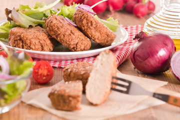 Meatballs with salad. 