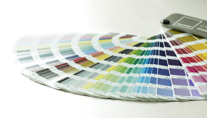 Open Pantone sample colors catalogue