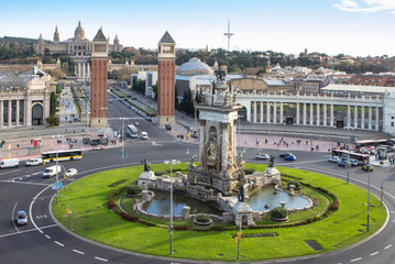 Naklejka premium Espanya Square in Barcelona and National Palace