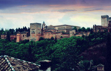 Fototapeta na wymiar twilight view of the Nazaries palaces of Alhambra. Granada