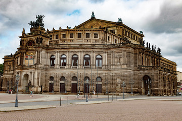 Fototapeta na wymiar DRESDEN, GERMANY - June, 2016: Dresden - Semperoper, Germany