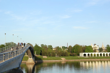 Fototapeta na wymiar Bridge in Velikiy Novgorod