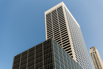 Obraz premium Office building and blue sky