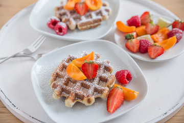 Belgische Waffeln mit Beeren 
