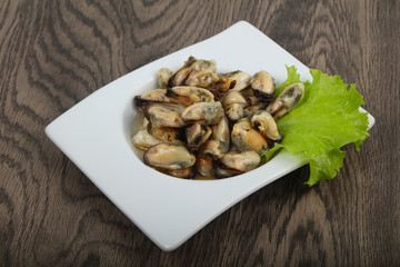 Pickled mussels