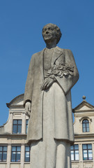 Fototapeta na wymiar Public statue of Elisabeth of Bavaria, Queen of Belgium (from 1876-1965) at the foot of Mont des Arts in Brussels, Belgium.