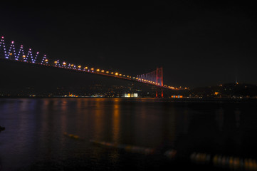Fototapeta na wymiar Bosphorus Bridge at night