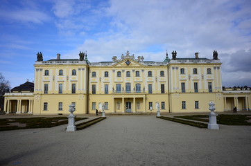 Fototapeta na wymiar Pałac