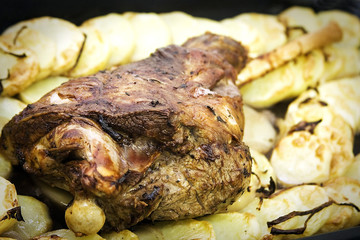 Pratos à base de carne de ovelha