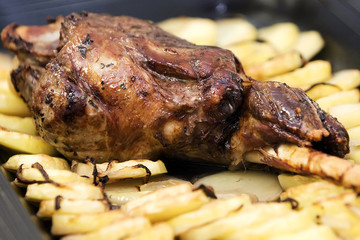 Pratos à base de carne de ovelha