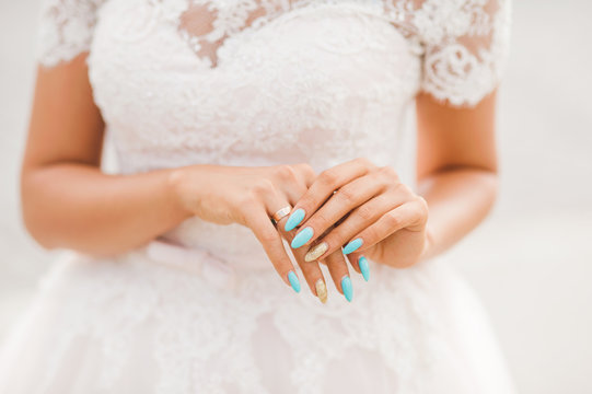 hands of the bride.