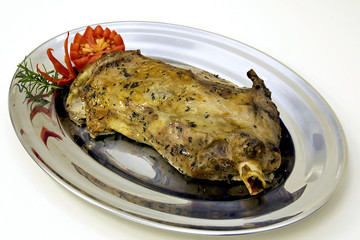 Pratos à base de carne de ovelha