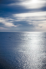 Silberner Himmel über dem Atlantik in Biarritz Frankreich