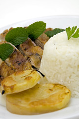 Pratos à base de carne de ovelha