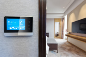 digital screen in smart home