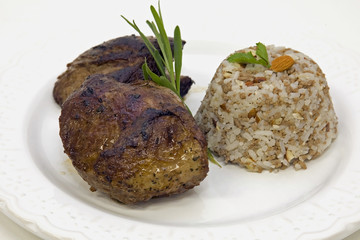 Pratos à base de carne de ovelha