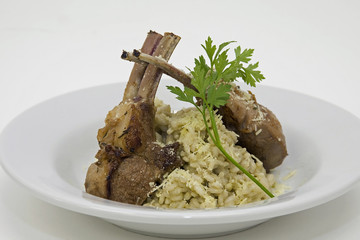 Pratos à base de carne de ovelha
