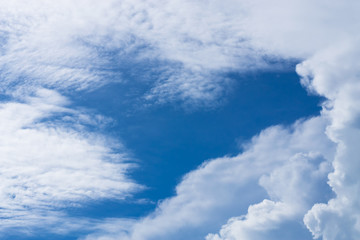 Obraz premium Blue backdrop in the air