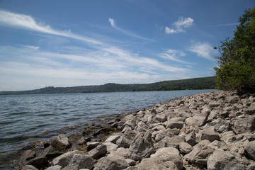 Lago di Bracciano, costa lato nord © nidafoto