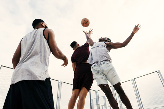 Kick start basketball game