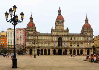 Fototapeta premium City hall of A Coruna and Maria Pita square