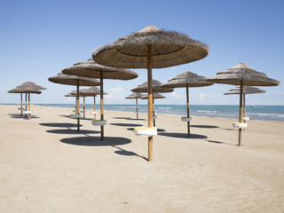 Ombrelloni in spiaggia