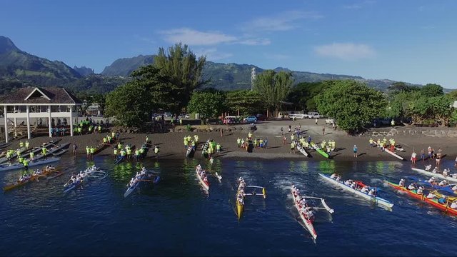 d&eacute;part course de bateau (pirogue)