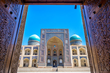 Mir i Arab madrassa, Bukhara - obrazy, fototapety, plakaty