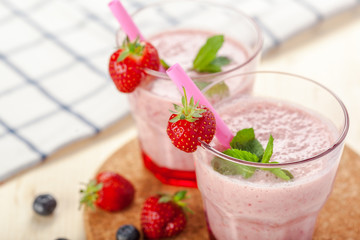 healthy berry smoothie in glass