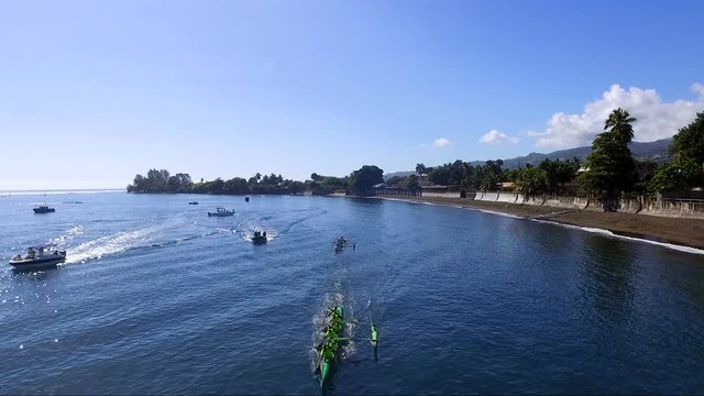arriv&eacute;e course pirogue