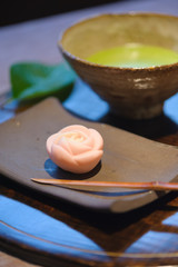 和菓子と抹茶